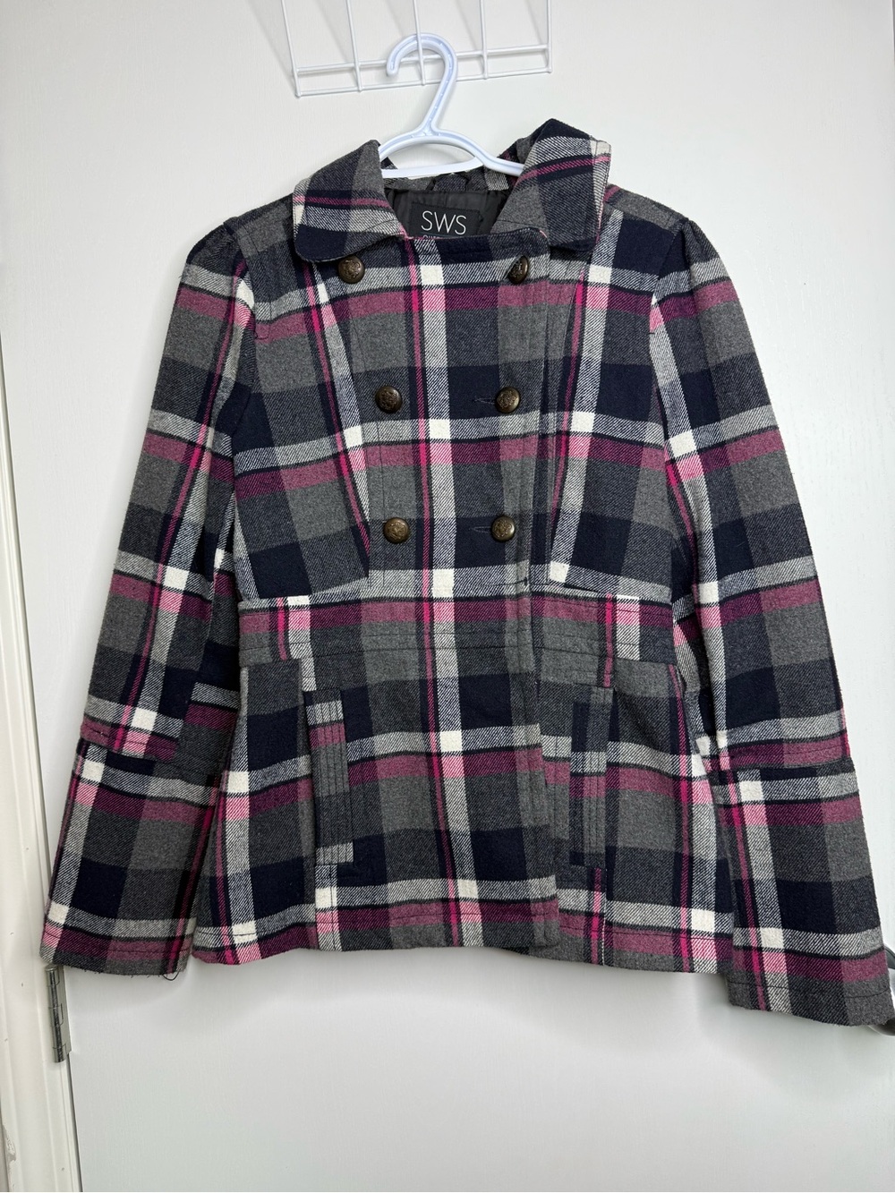 Women's Streetwear Society Gray Plaid l Peacoat with Pink Accents